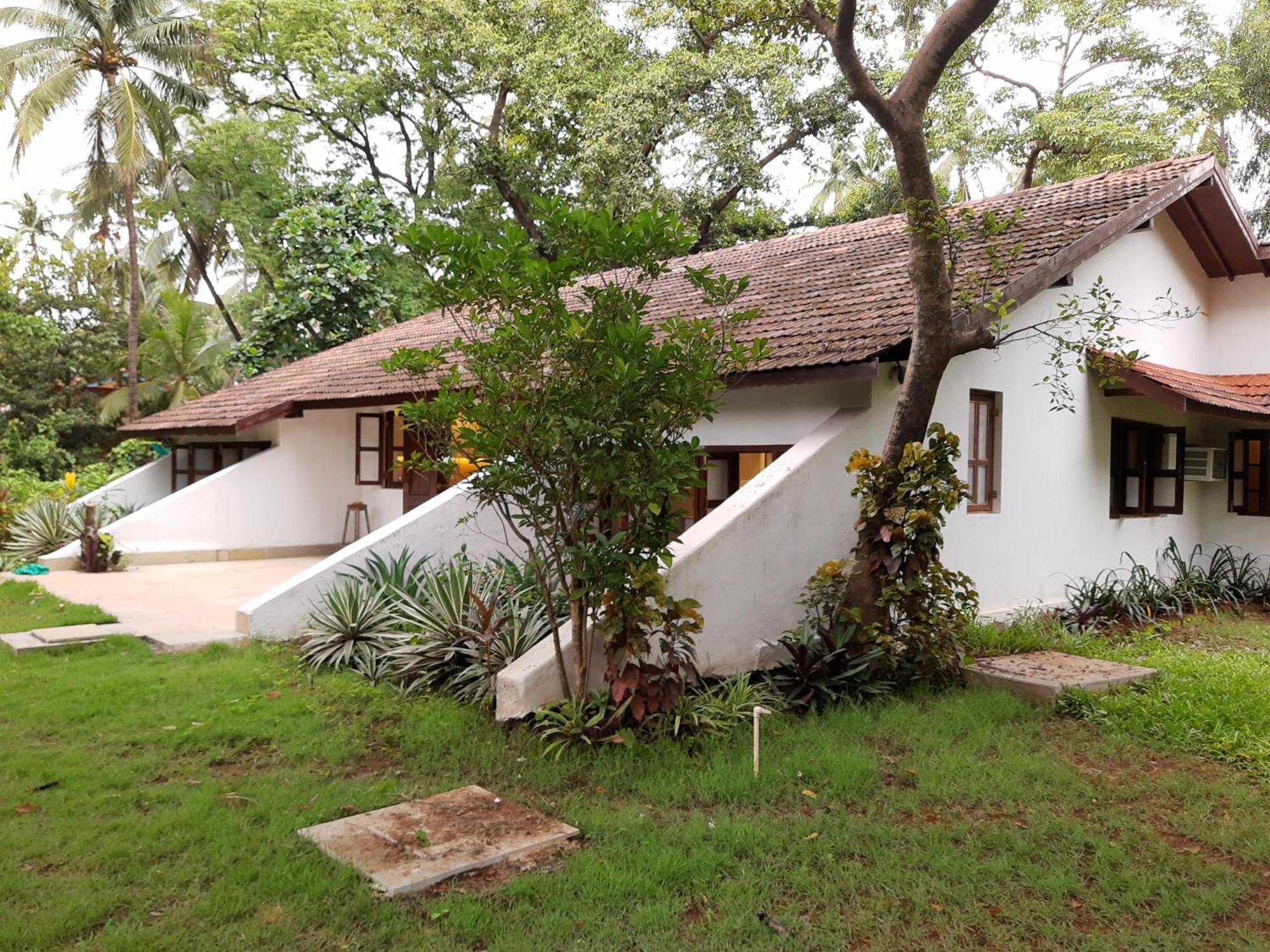 Banyan House - Luxurious 4 Bedroom Villa On One Acre, Near The Beach Nagaon  Exterior photo