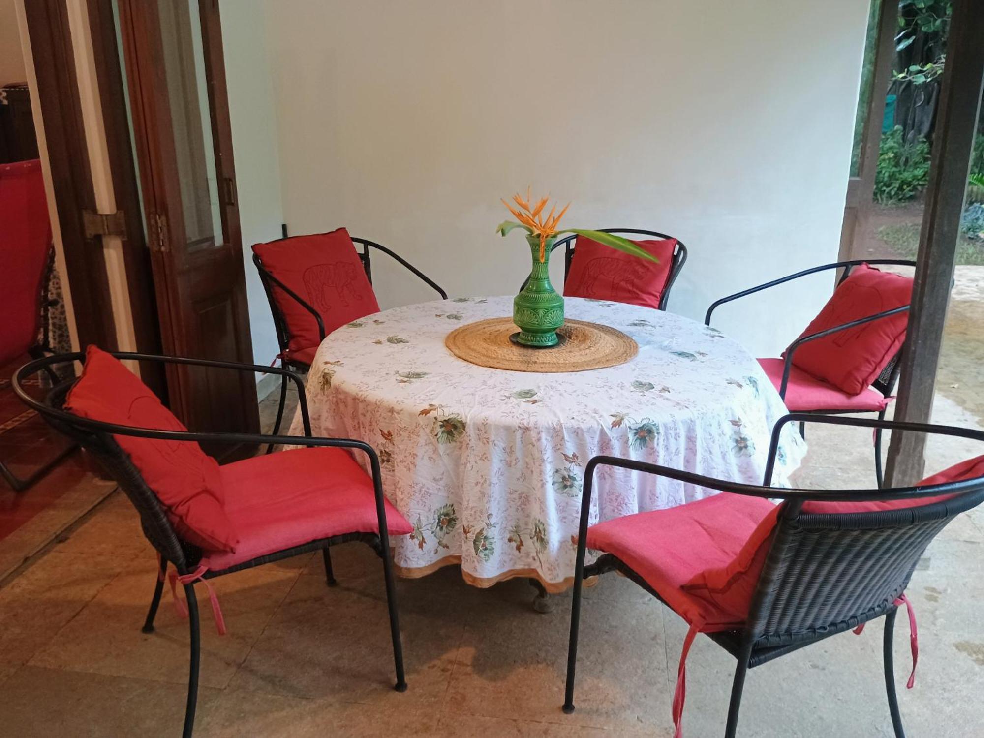 Banyan House - Luxurious 4 Bedroom Villa On One Acre, Near The Beach Nagaon  Exterior photo