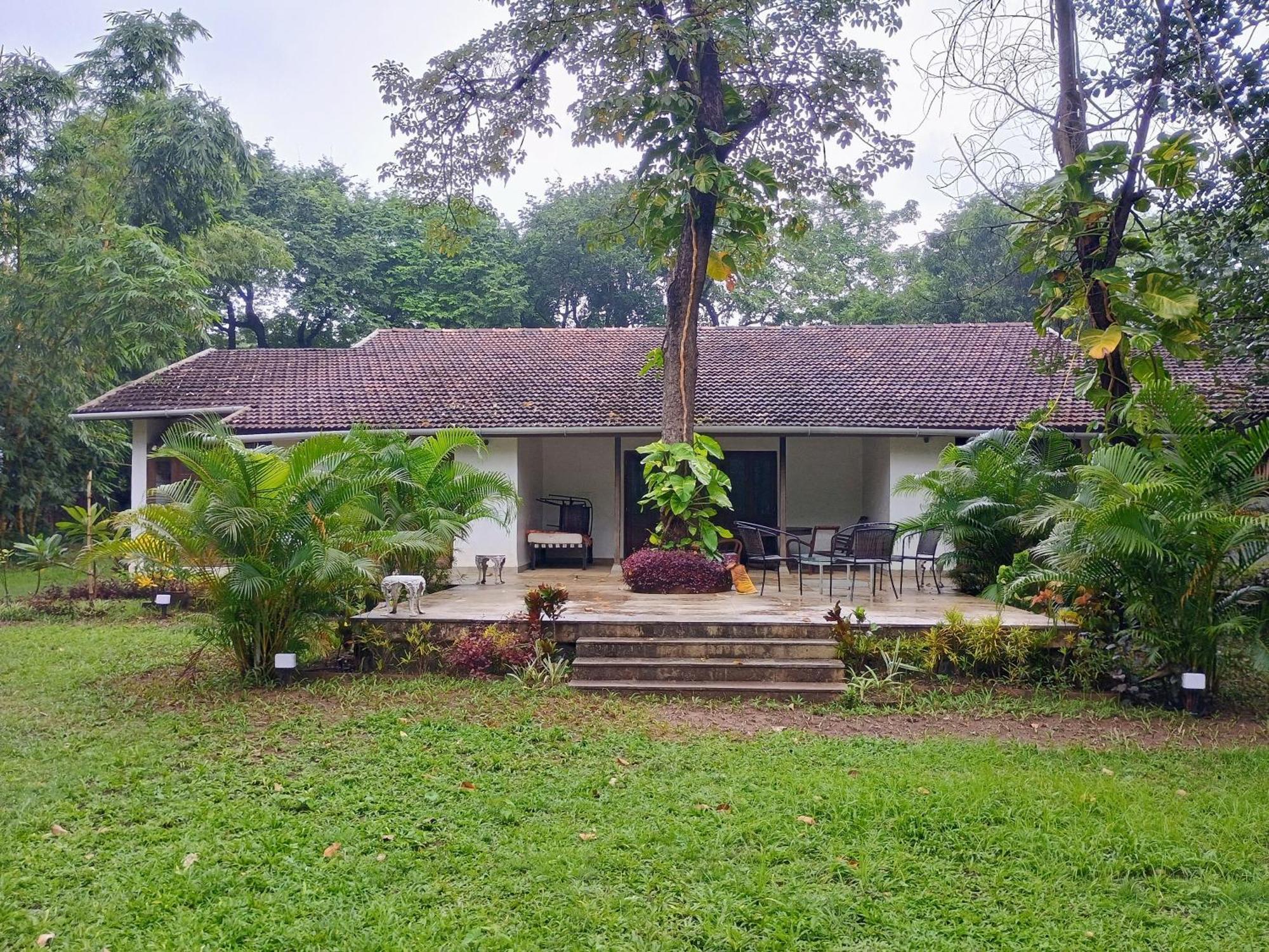 Banyan House - Luxurious 4 Bedroom Villa On One Acre, Near The Beach Nagaon  Exterior photo